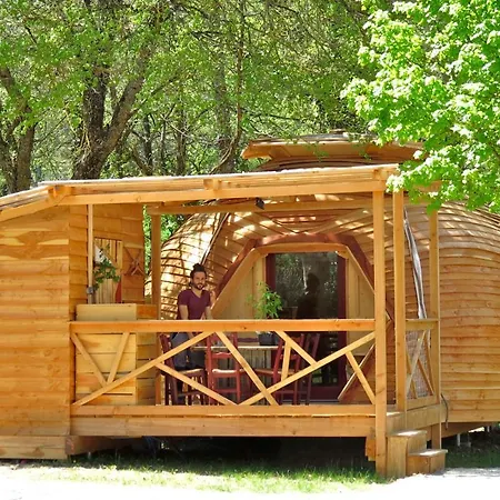 Kemping Camping Municipal Les Ecureuils *